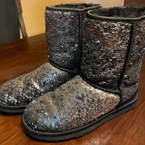 UGG Boots - Sparkly Black